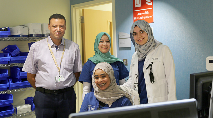 Sidra-Pharmacy-staff